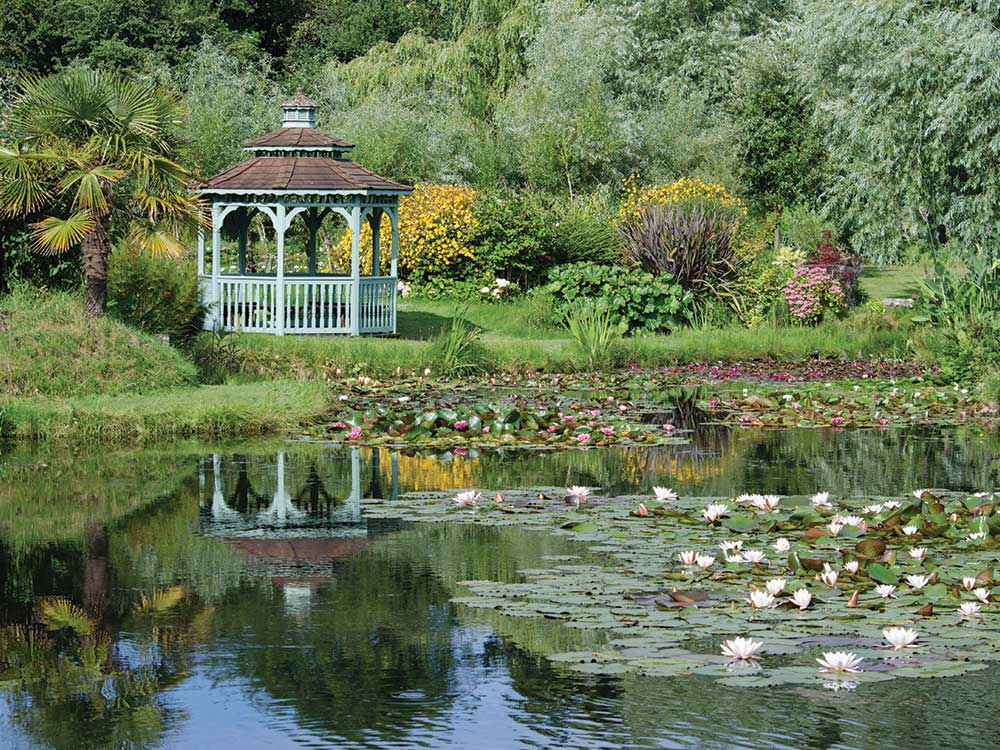 Bandstand at Bennetts Water Gardens