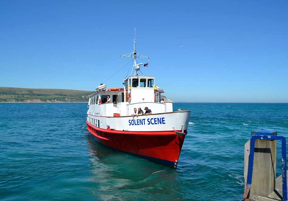 Solent Scene arriving at Swanage Pier - City Cruises Poole